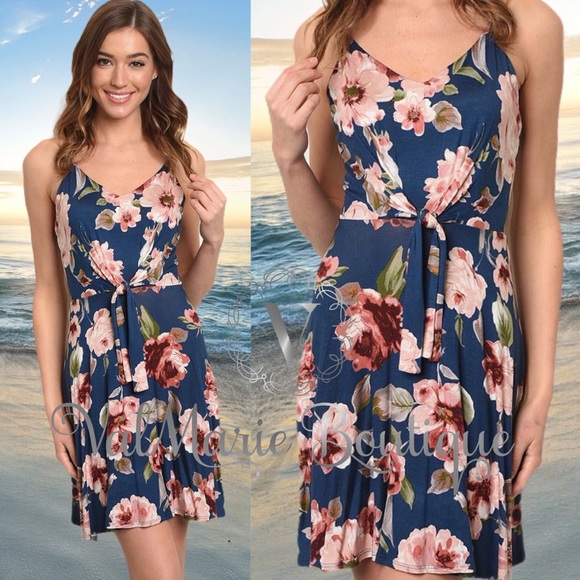 LAST! Navy floral front tie dress - Picture 3 of 4